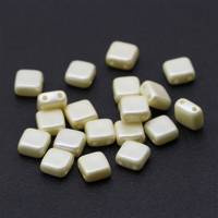 Square 6x6mm Pastel Cream [10szt]