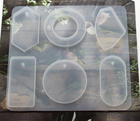 Forma silikonowa do odlewów z żywicy zestaw zawieszek