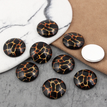 Kaboszon szklany z grafiką zwierzęcy print 20mm