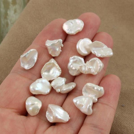 Perła słodkowodna biała nieregularna 10-16mm