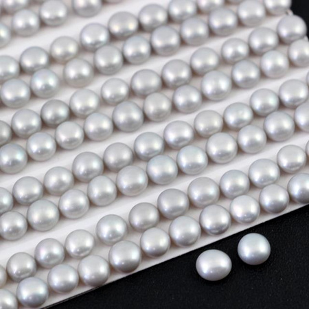 Perła szara do połowy wiercona 5-5,5mm [para]