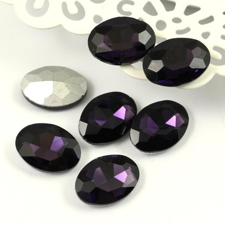 Kaboszon szklany owal fasetowany purple velvet 18x13mm