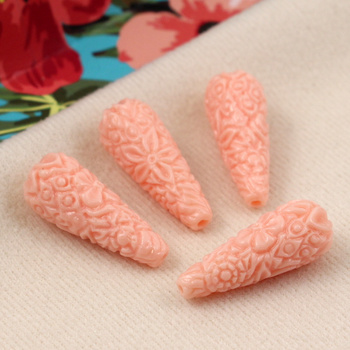 Rzeźbiona kropla łososiowa 28x11mm