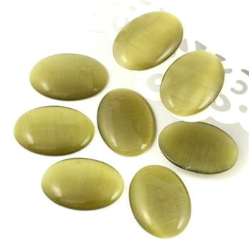 Kaboszon kocie oko owal oliwkowy 25x18mm