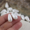 Perła seashell kropla biała 18x10mm