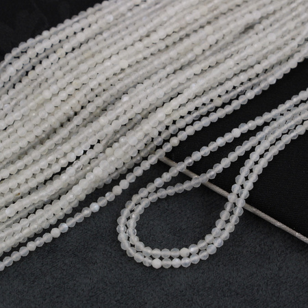Kamień księżycowy kula fasetowana 2mm [sznur 39cm]