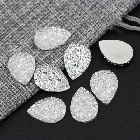 Kaboszon z żywicy druza łezka crystal 18x13mm