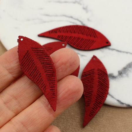 Zamszowe piórko bordowe 44x16mm