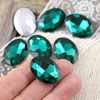 Kaboszon szklany owal fasetowany emerald 25x18mm