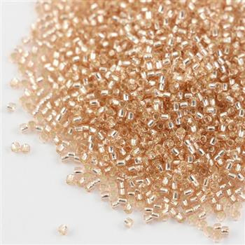 Toho Round 15/0 Silver-Lined Rosaline [5g]