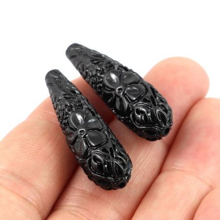 Rzeźbiona kropla czarna 34x11mm