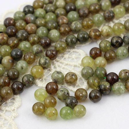 Granat zielony kula 8mm