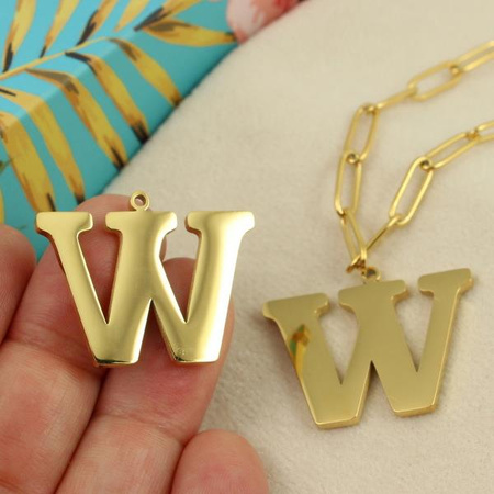 Zawieszka stal szlachetna pozłacana 25mm litera W