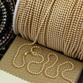 Taśma ozdobna cyrkoniowa gold/pearl 1,5mm [50cm]