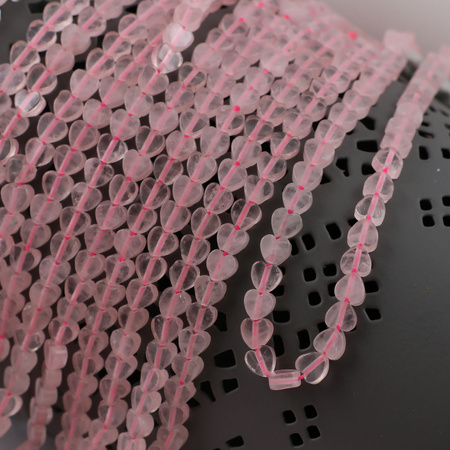 Kwarc różowy serce 4mm [sznur 38cm]