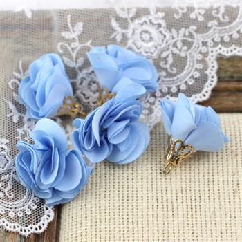 Ozdobny kwiatek w ażurowej tulejce błękitny 25mm