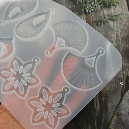 Forma silikonowa do odlewów z żywicy zestaw zawieszek 4-6cm