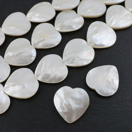 Masa perłowa białe serce 25mm
