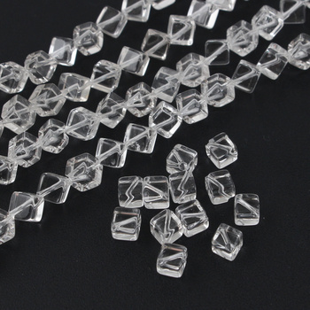 Kryształ górski kostka romb 6mm