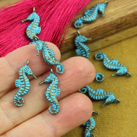 Zawieszka konik morski mosiądz patynowany 22x9mm