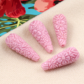 Rzeźbiona kropla liliowa 28x11mm