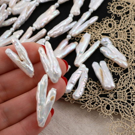 Perła słodkowodna gałązka biała 25-35mm