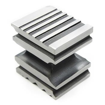 Bizownica stalowa do kształtowania blach