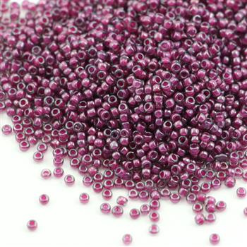 Toho Round 15/0 Inside-Color Gray/Magenta-Lined [5g]