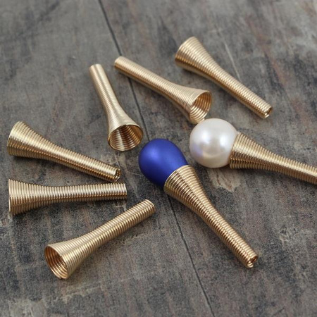 Kapturek sprężynkowy trąbka złota KC 30x9mm