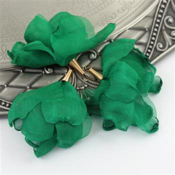 Szyfonowy kwiatek w tulejce zielony 80mm