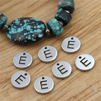 Zawieszka stal szlachetna blaszka 10mm litera E