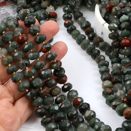 Heliotrop kamień krwisty oponka fasetowana 12x7mm