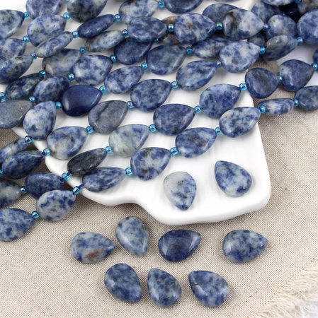 Sodalit łezka 18x13mm