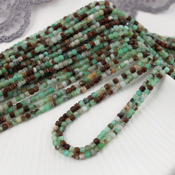 Chryzopraz kostka fasetowana 2mm [sznur 39cm]