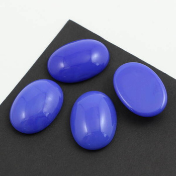 Kaboszon szklany Opaque Blue owal 25x18mm