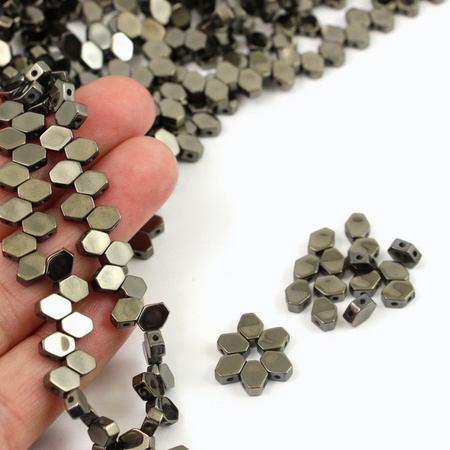 Hematyt romb brązowy dwudziurkowy 7x5,5mm