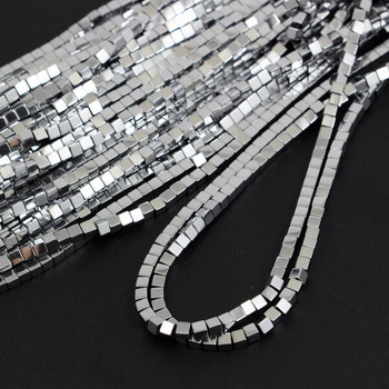 Hematyt srebrny kostka 3mm [sznur 40cm]