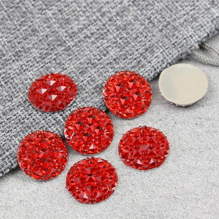 Kaboszon z żywicy druza moneta czerwona 18mm