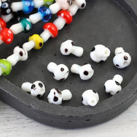 Koralik szklany biały grzybek muchomor 16x10mm