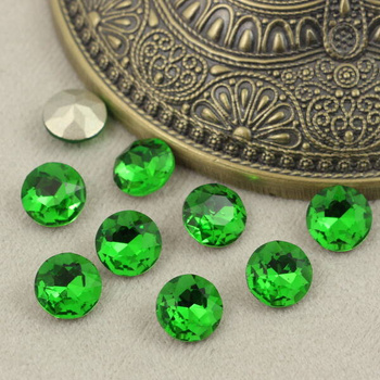 Kaboszon szklany moneta stożkowa fasetowana chaton Green 10mm