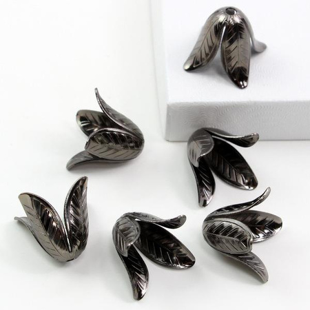 Czapeczka ozdobna tulipan czarny 18mm