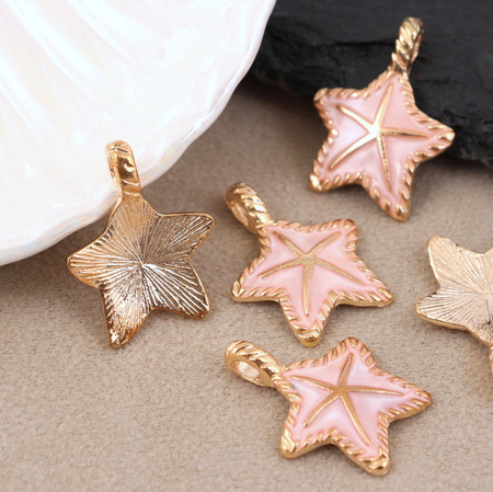 Zawieszka złota emaliowana rozgwiazda różowa 28x22mm
