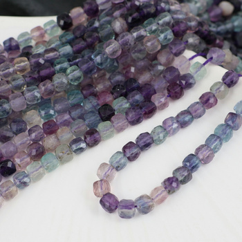 Fluoryt tęczowy kostka fasetowana 4,5mm [sznur 39cm]