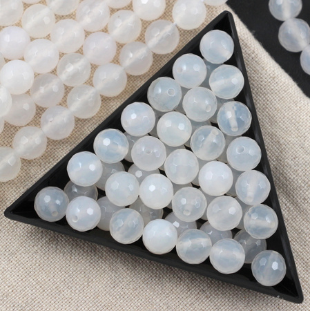 Agat biały kula fasetowana 8mm