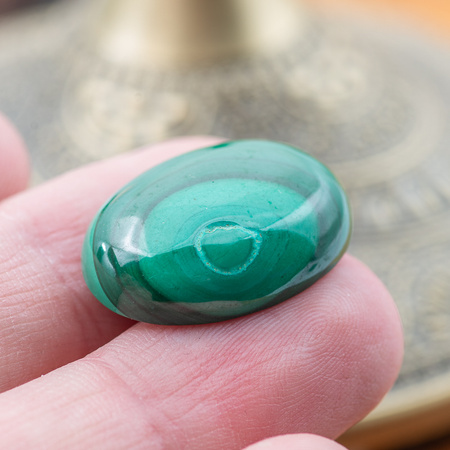 Kaboszon malachit naturalny owal 25x18mm II gat.