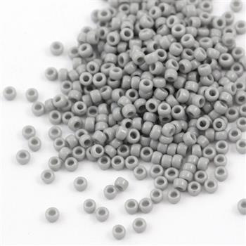 Toho Round 8/0 Opaque Gray [10g]