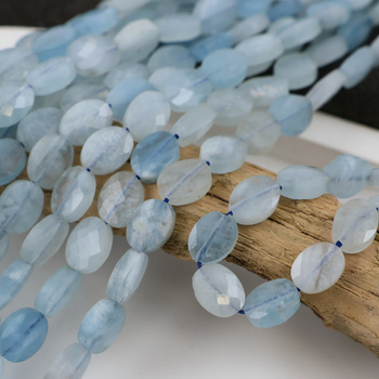 Akwamaryn owal fasetowany 8x6mm [8szt]