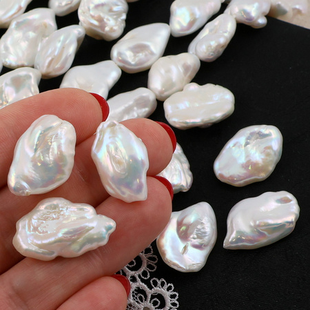 Perła słodkowodna baroque biała 15-25mm