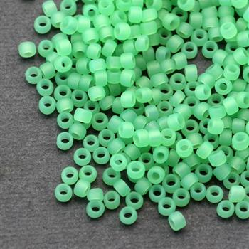 Toho Round 8/0 Ceylon Frosted Celery [10g]