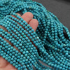 Howlit turkusowy kula fasetowana 4,5mm [sznur 39cm]